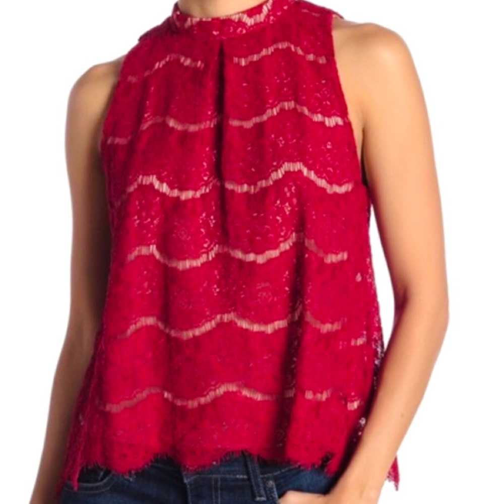 Red scallop lace pleated red sleeveless top